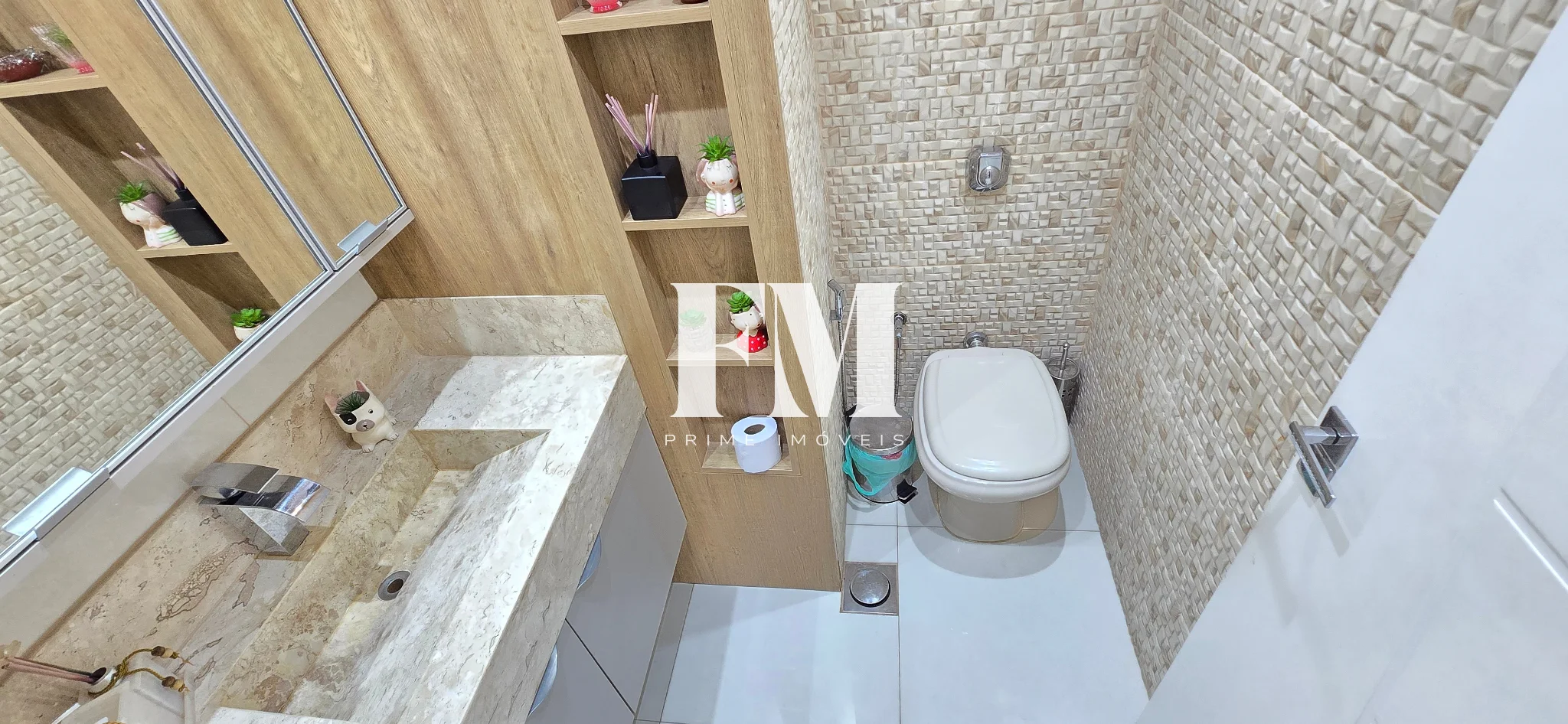 OPORTUNIDADE! Apartamento espetacular, todo  modernizado à venda na Rua Figueiredo Magalhães, Copacabana. - foto 13