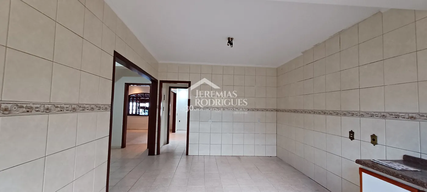 Casa com 4 dormitórios, 250 m² - Vila Rica - Pindamonhangaba/SP
