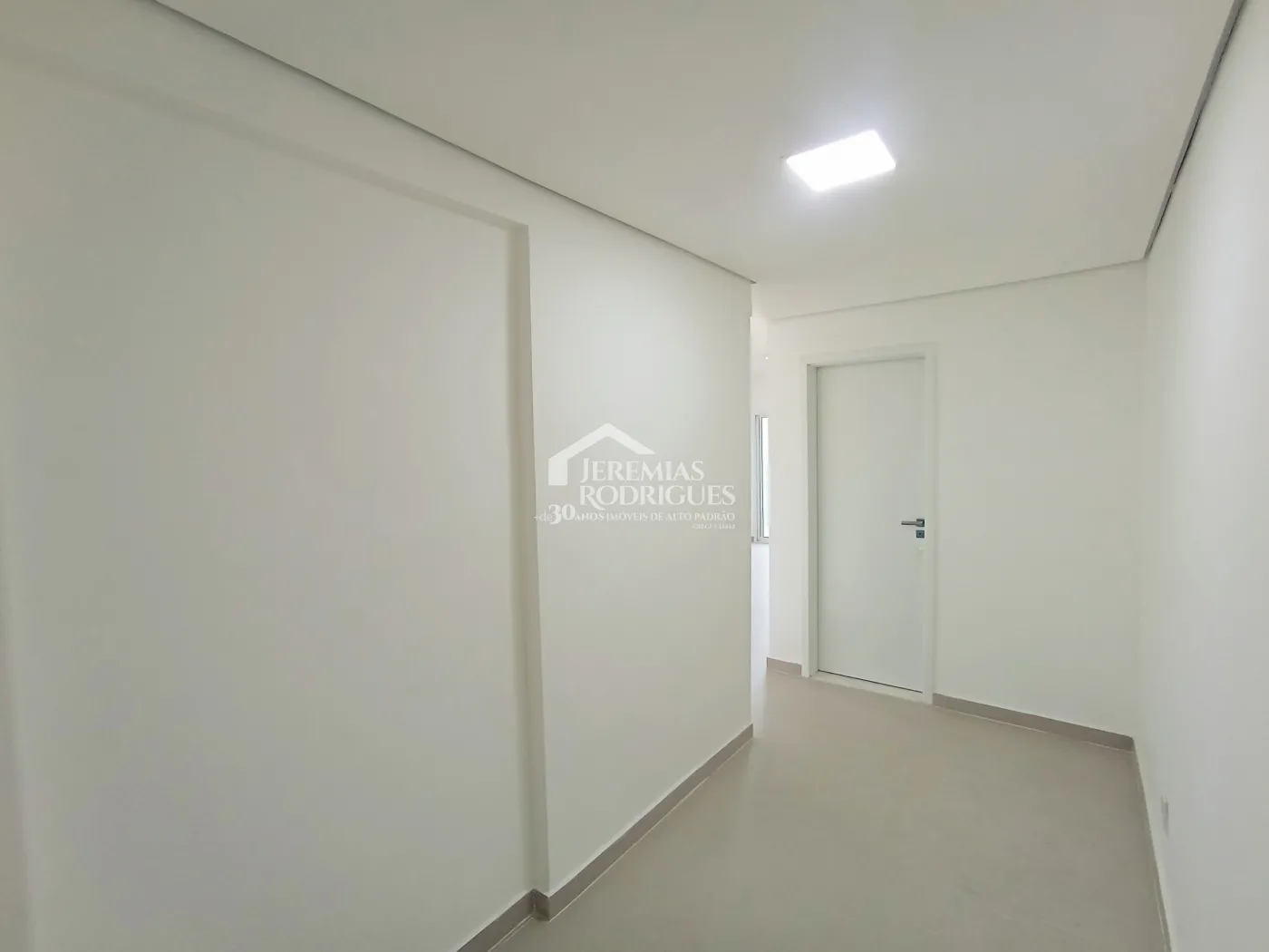Apartamento à venda com 3 dormitórios, 119 m² no Edifício Residencial Elegance em Taubaté/SP.