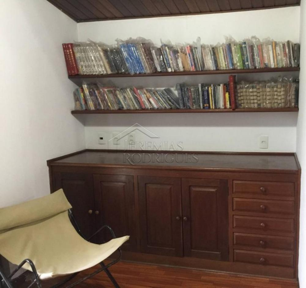 Casa à venda por R$ 2.455.000,00 - Pindamonhangaba/SP