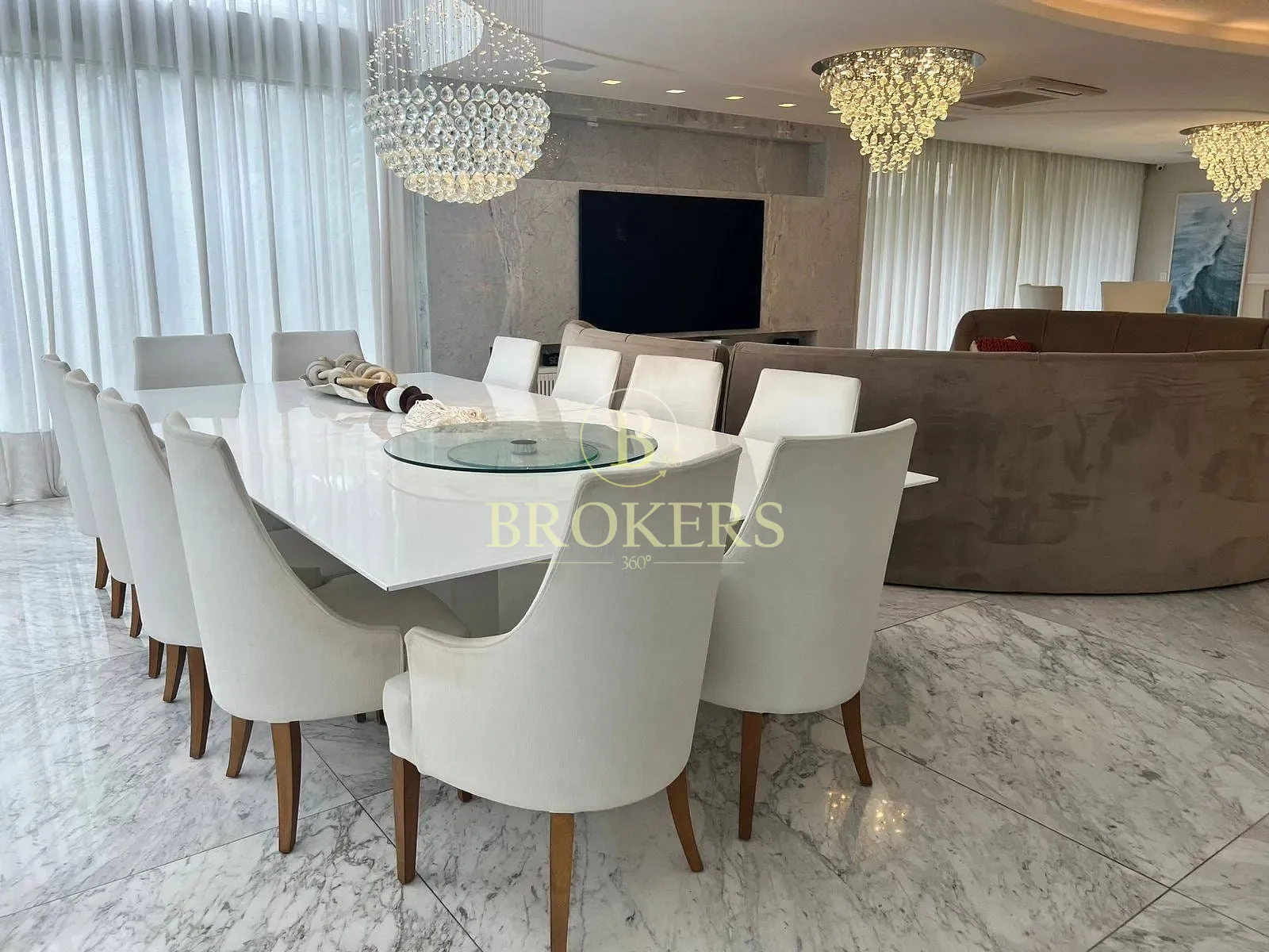 Luxo e sofisticação no Alphaville: Casa triplex mobiliada com 6 suítes, SPA e campo de futebol priv — foto 42