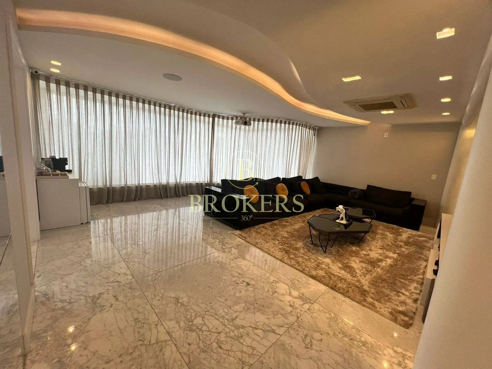 Luxo e sofisticação no Alphaville: Casa triplex mobiliada com 6 suítes, SPA e campo de futebol priv — foto 16