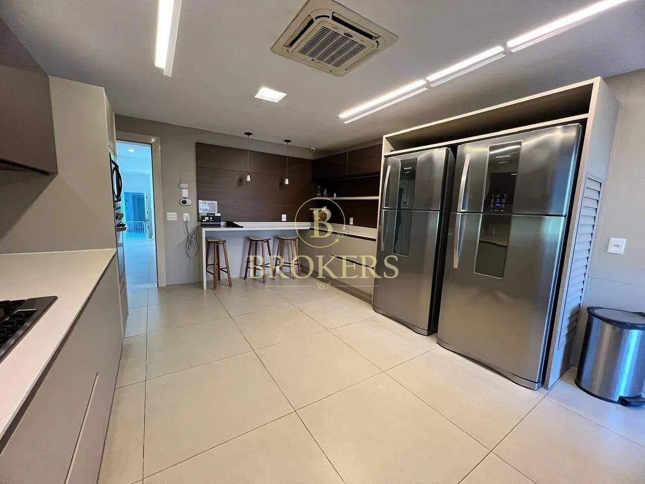 Mansão assinada por Duda Porto no Park Palace: 5 suítes, luxo contemporâneo e lazer completo por R$ — foto 52