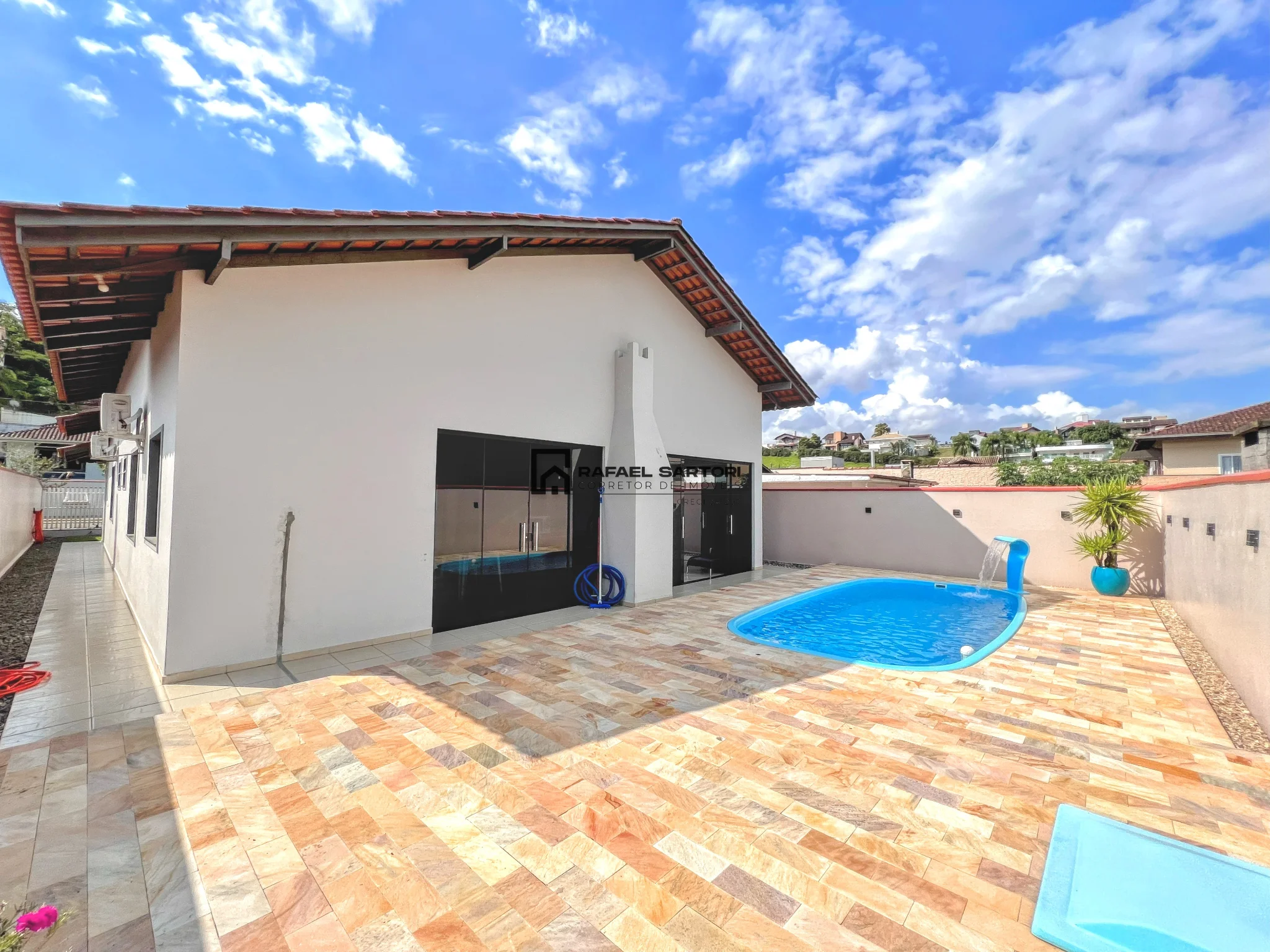 CASA TÉRREA NO JARAGUÁ ESQUERDO