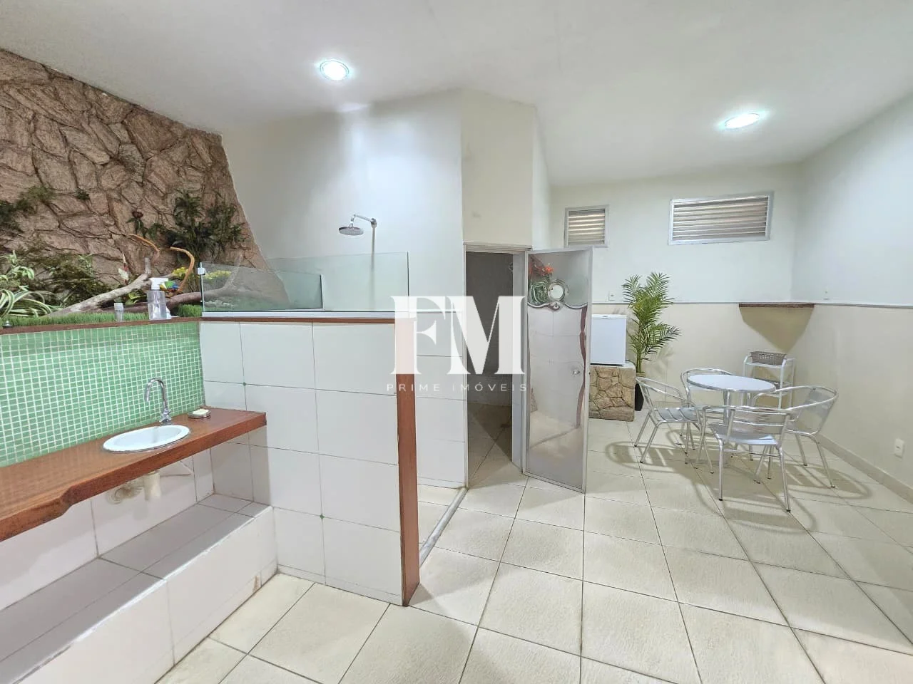 Exclusividade em Copacabana | Rua Marechal Mascarenhas de Morais | Modernizado | Original 3 Quartos | 100m² com Vaga e Lazer Completo - foto 38