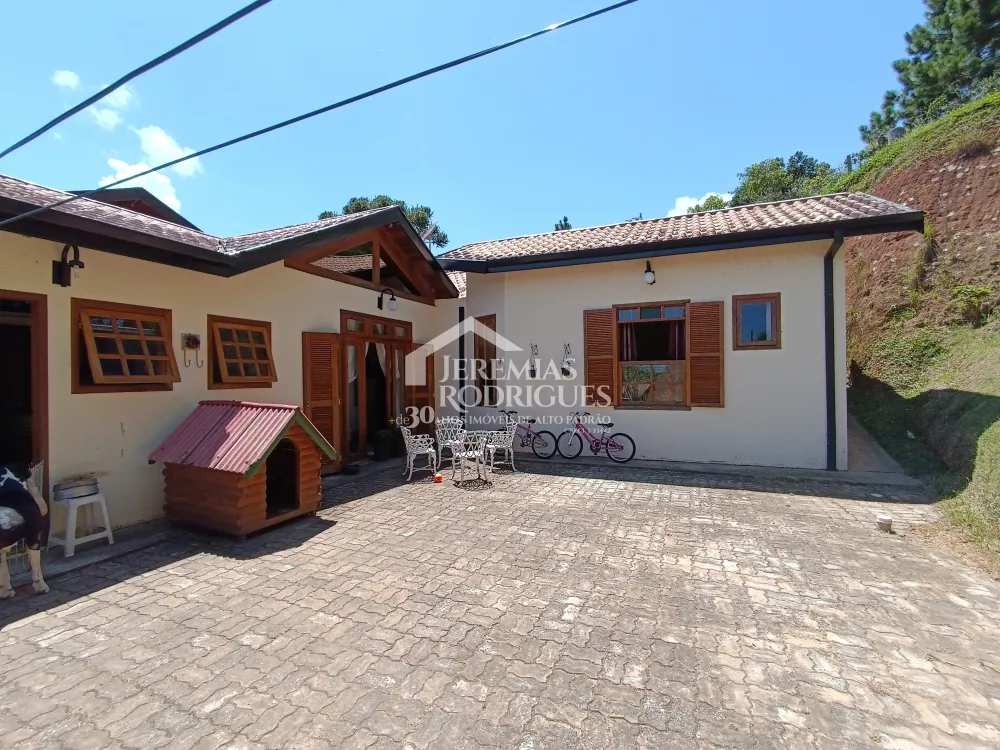 Casa com 4 dormitórios, 277 m² - Santo Antônio do Pinhal/SP
