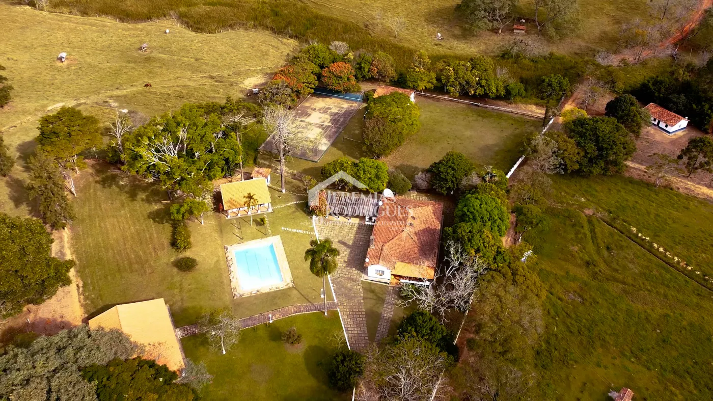 Fazenda à venda com 2.544 hectares em Santa Branca/SP.