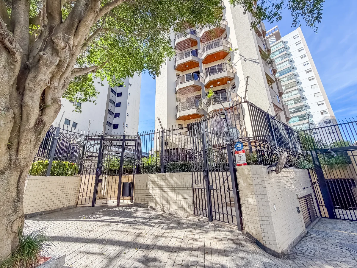 Apartamento 98 m² | 3 dormitórios | 950 m do metrô Praça da Árvore