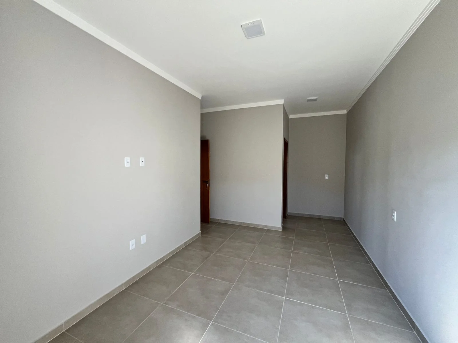 Casa à venda no Santa Clara – 3 quartos, suíte, área gourmet | Pindamonhangaba