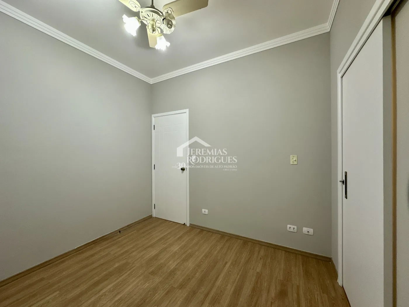 Casa com 3 dormitórios, 237 m² - Campos do Conde Chamboard - Tremembé/SP.