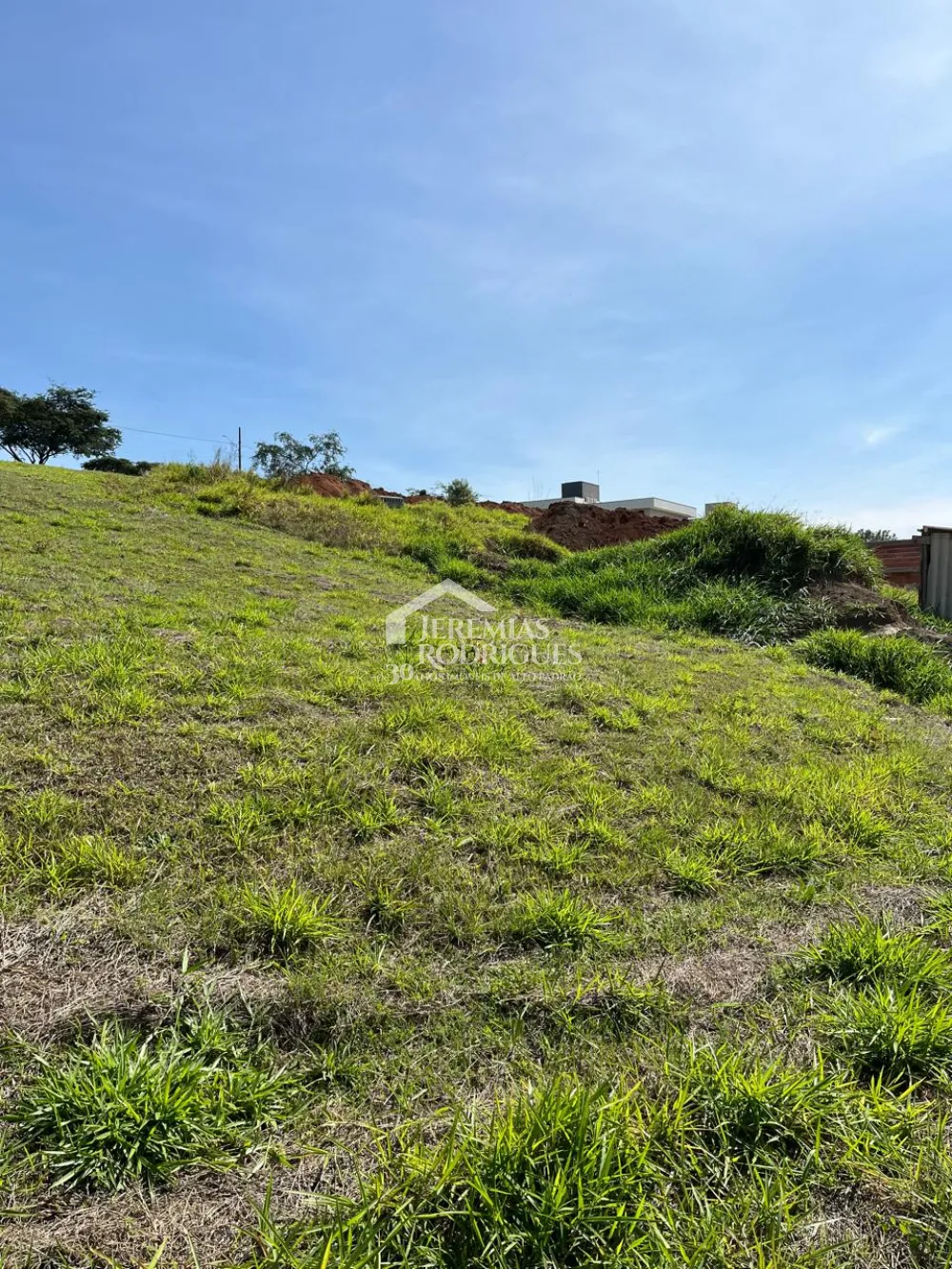 Terreno com 1.058,79 m² - Condomínio Reserva Altos do Cataguá - Taubaté/SP