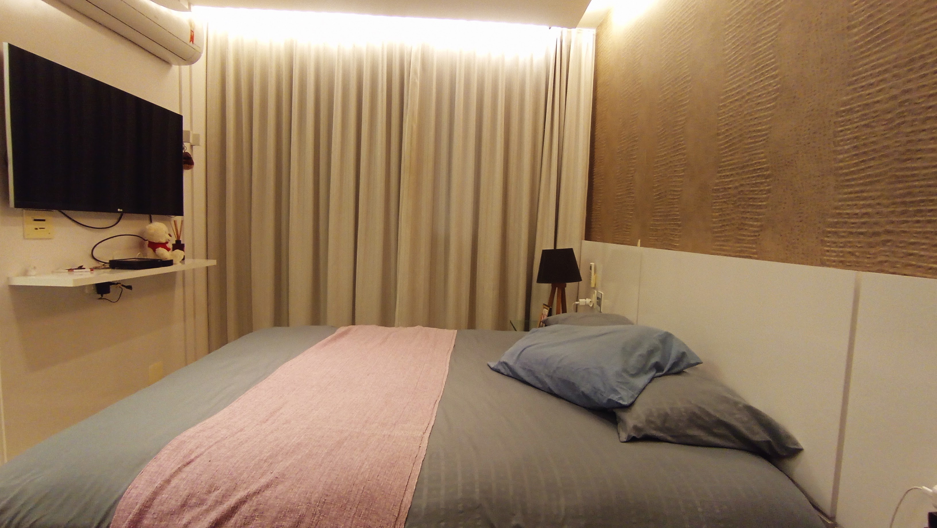 Apartamento à venda com 3 suítes no Condomínio Renaissance em Taubaté/SP.