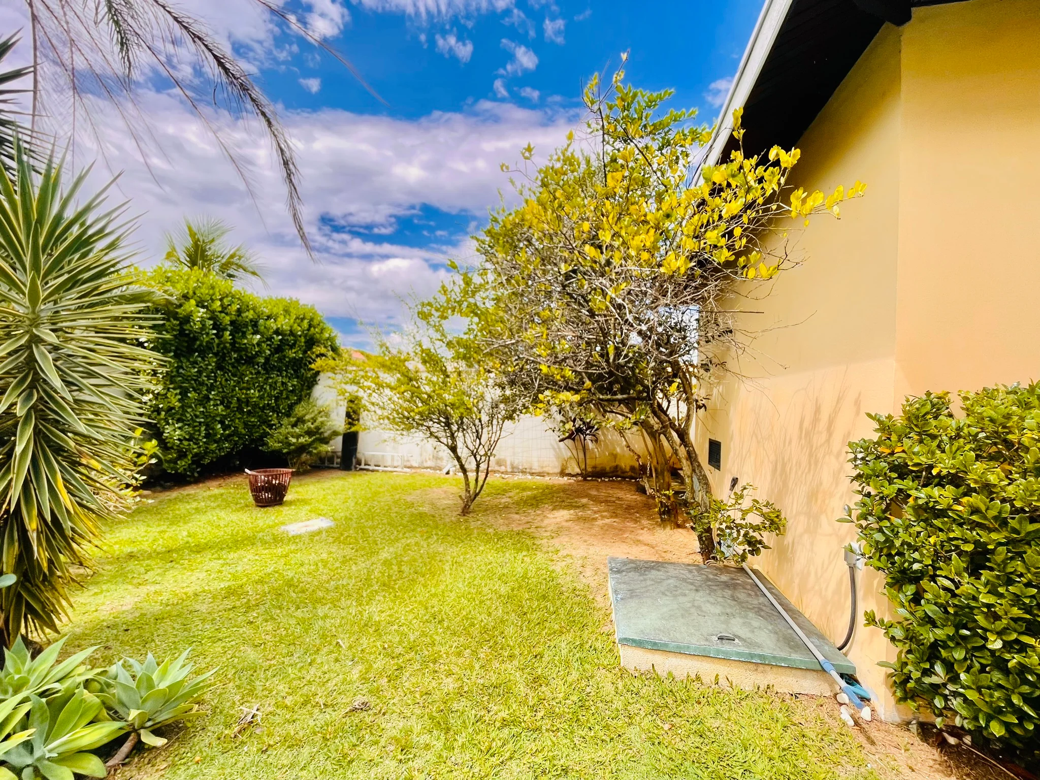 Casa com 3 dormitórios à venda no Condomínio Real Ville em Pindamonhangaba/SP
