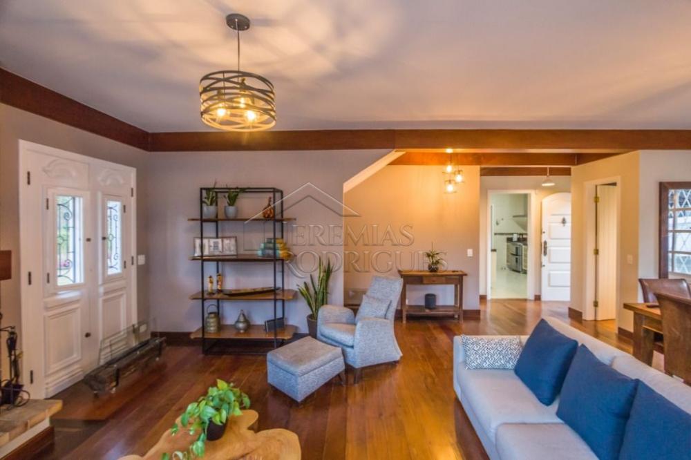 Casa à venda por R$ 3.200.000,00 - Campos do Jordão/SP