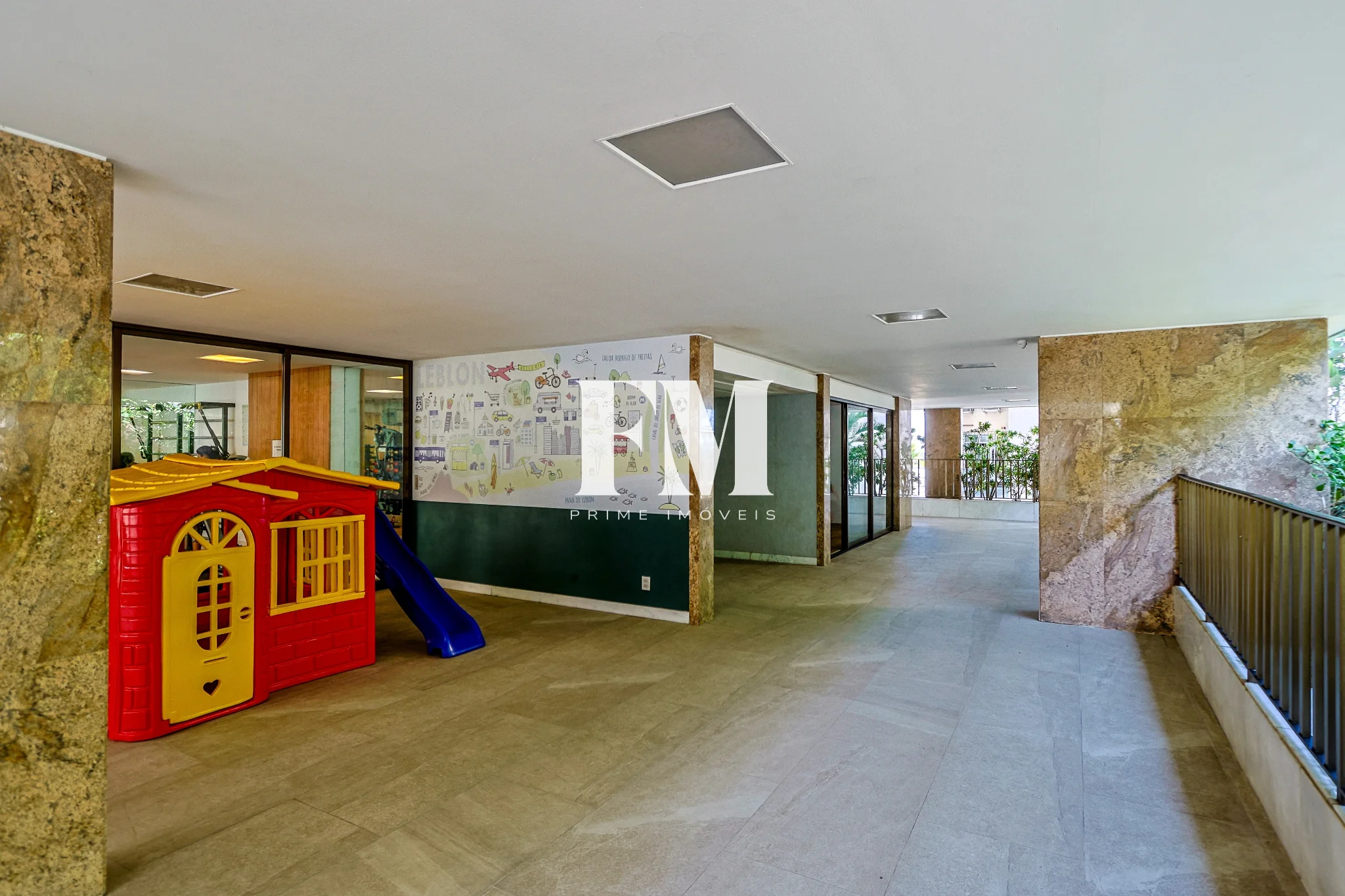 Exclusividade no Leblon: Imponente Apartamento de 187m² a Apenas 60 Metros da Praia na Av. Afrânio de Melo Franco - foto 32