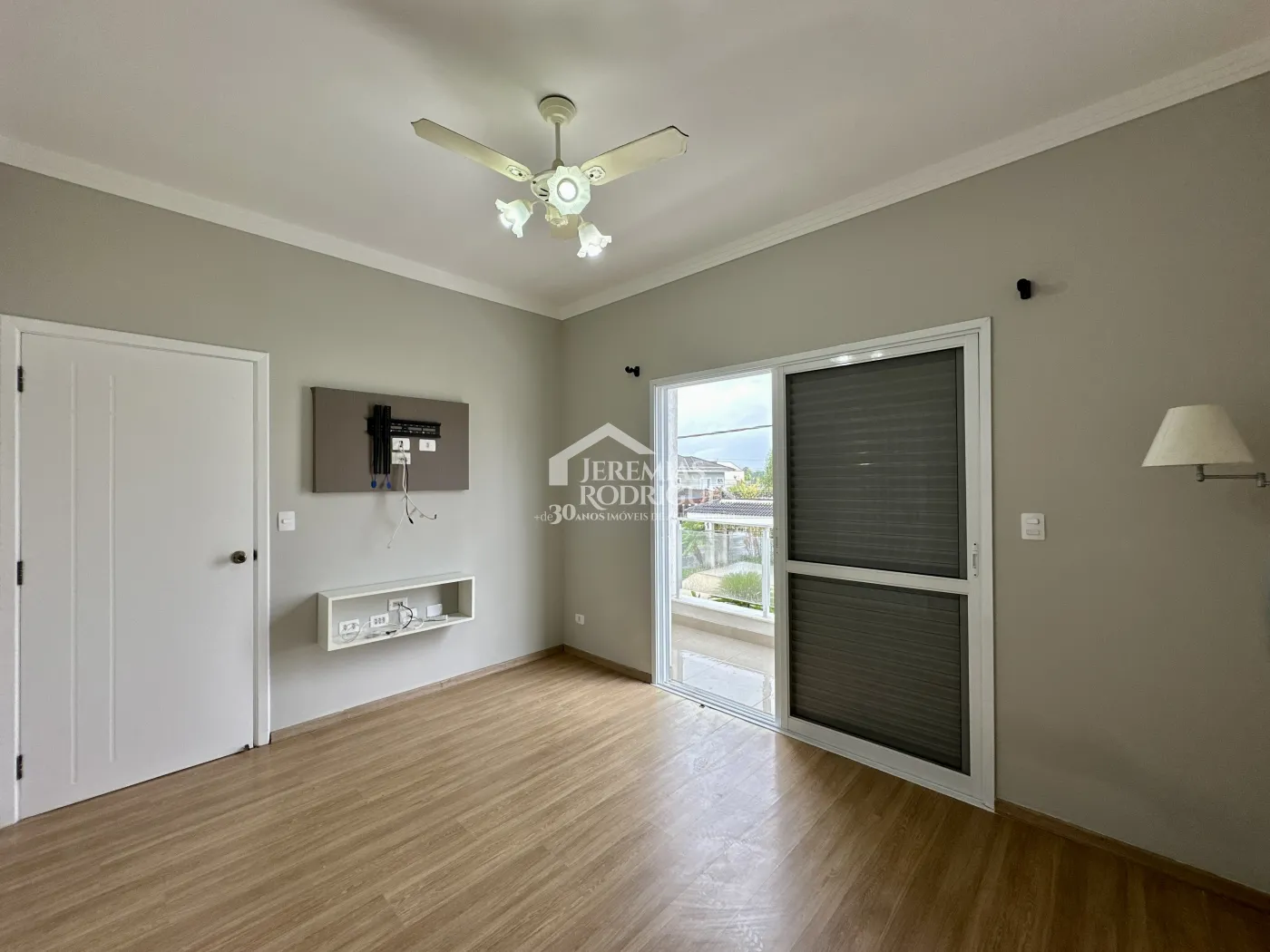 Casa com 3 dormitórios, 237 m² - Campos do Conde Chamboard - Tremembé/SP.
