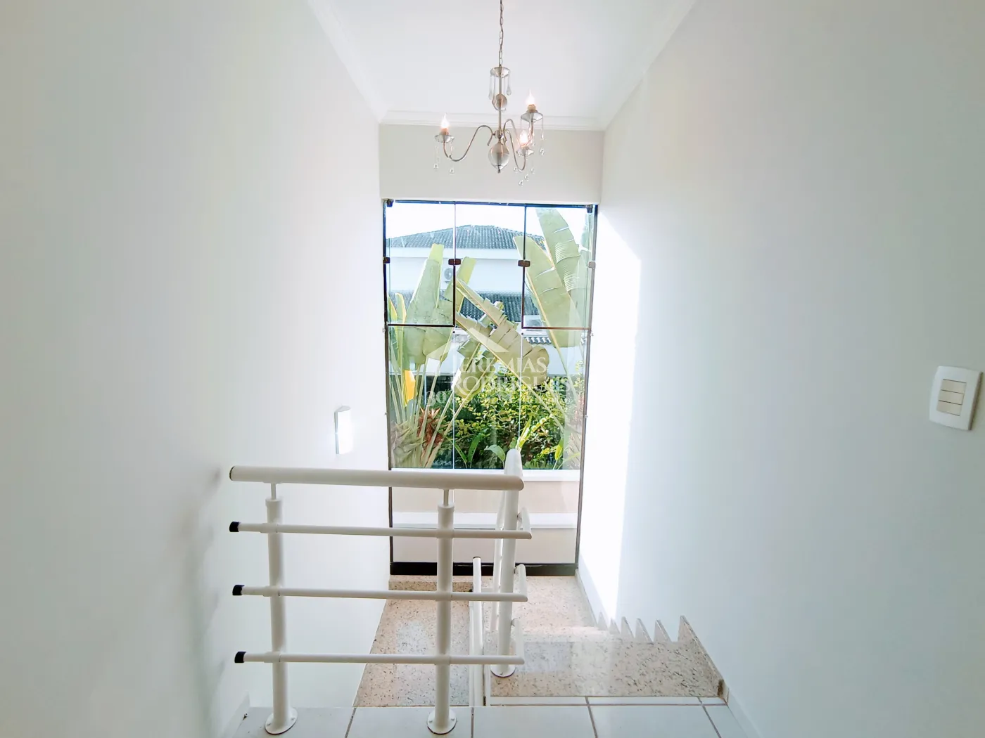 Casa para venda e locação com 4 dormitórios no Condomínio Campos do Conde I em Tremembé/SP