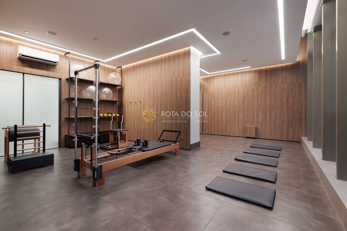 Yachthouse Apartamento Alto Padrão 4 Suítes no Centro de Balneário Camboriú SC
