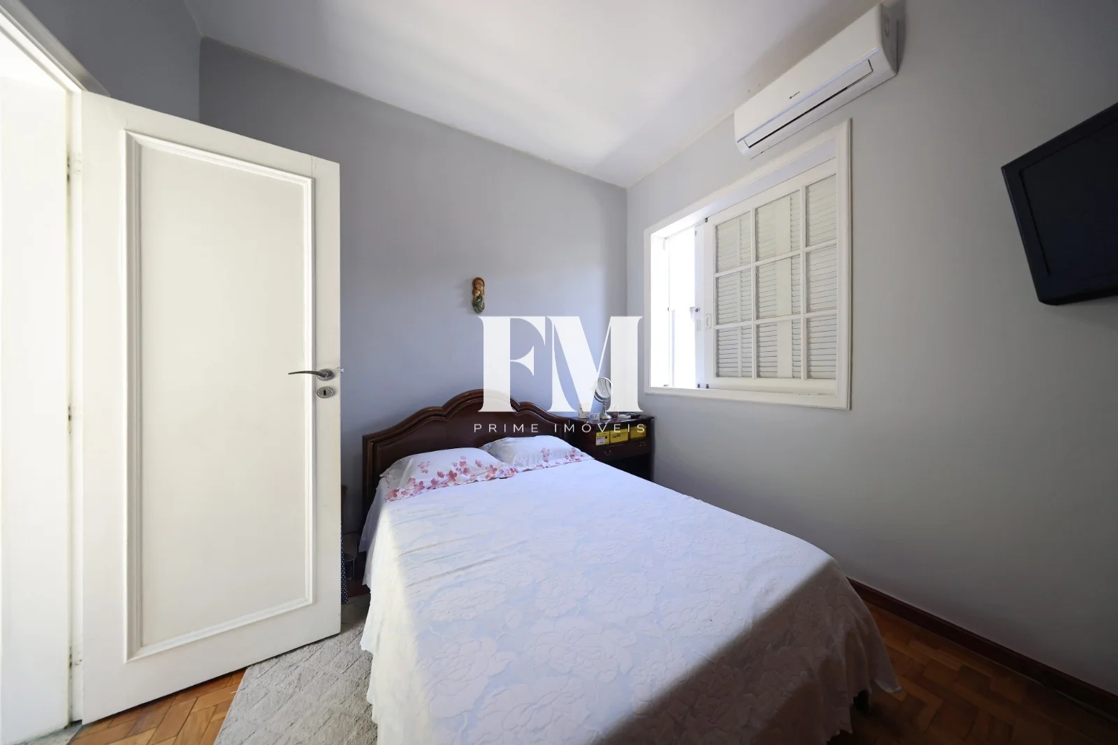 Santa Teresa | 6 Quartos (3 Suítes) | 1.100m² de Terreno com Piscina e Vista para a Natureza - foto 32