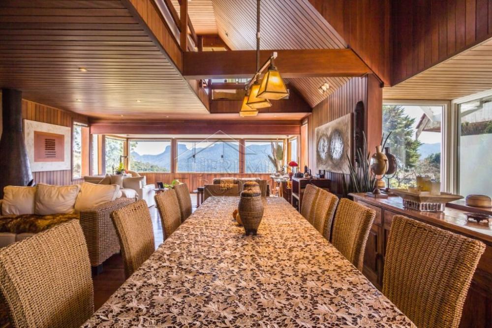 Casa à venda por R$ 6.350.000,00 - Campos do Jordão/SP