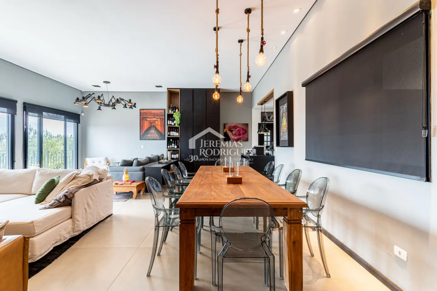 Casa para venda com 5 dormitórios no Residencial Estrelas da Mantiqueira em Campos do Jordão/SP