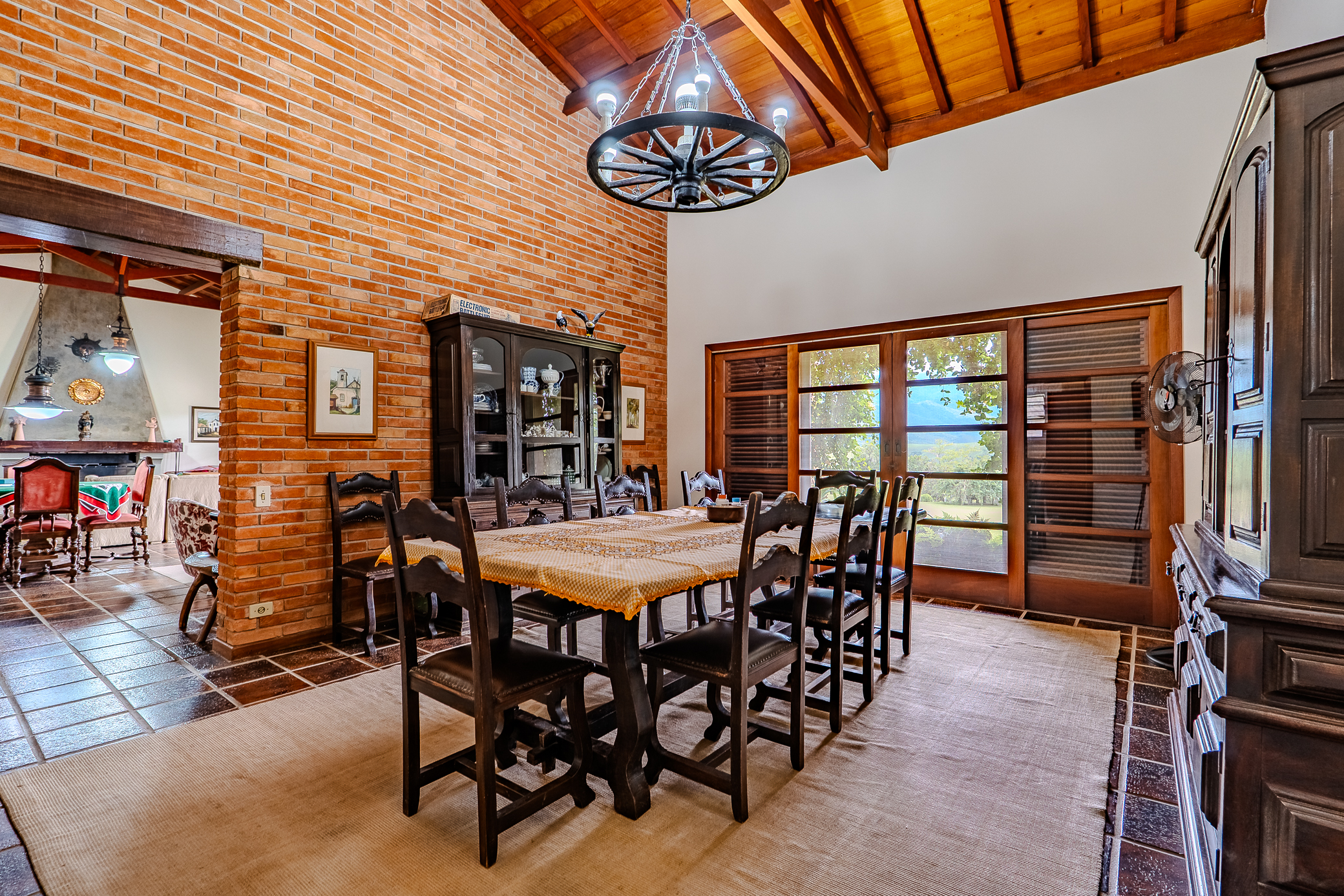 Fazenda à venda com 89,87 ha no bairro Piracuama em Pindamonhangaba/SP. 