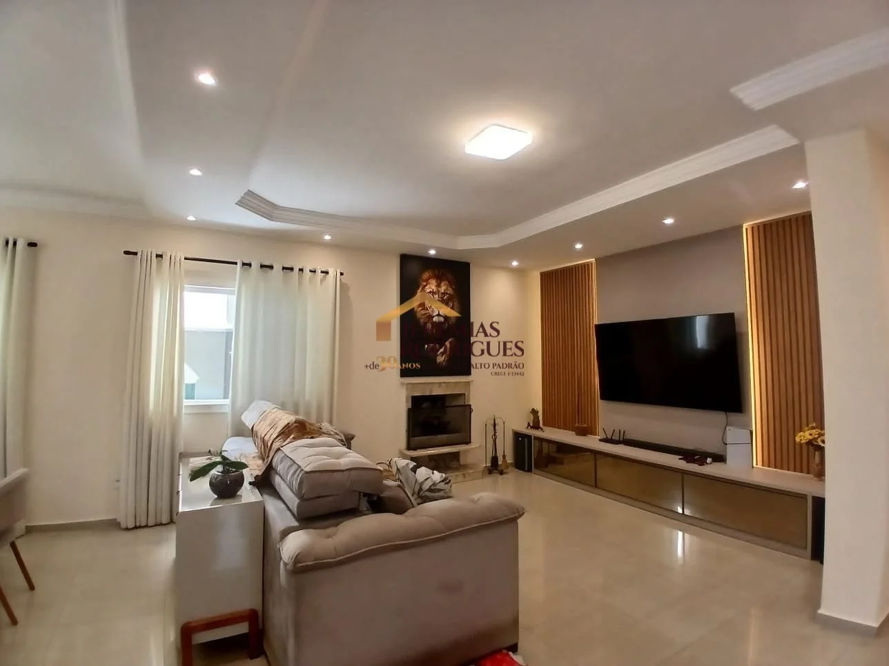 Casa à venda no Condomínio Conde II em Tremembé/SP. — foto 1
