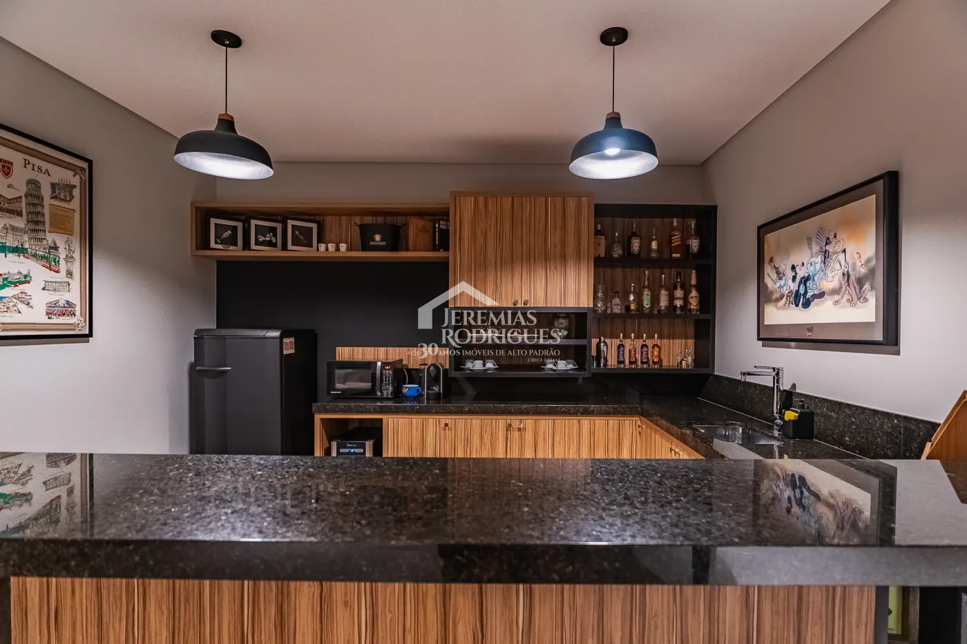 Casa com 4 dormitórios à venda, 330 m² - Parque da Mantiqueira - Santo Antônio do Pinhal/SP