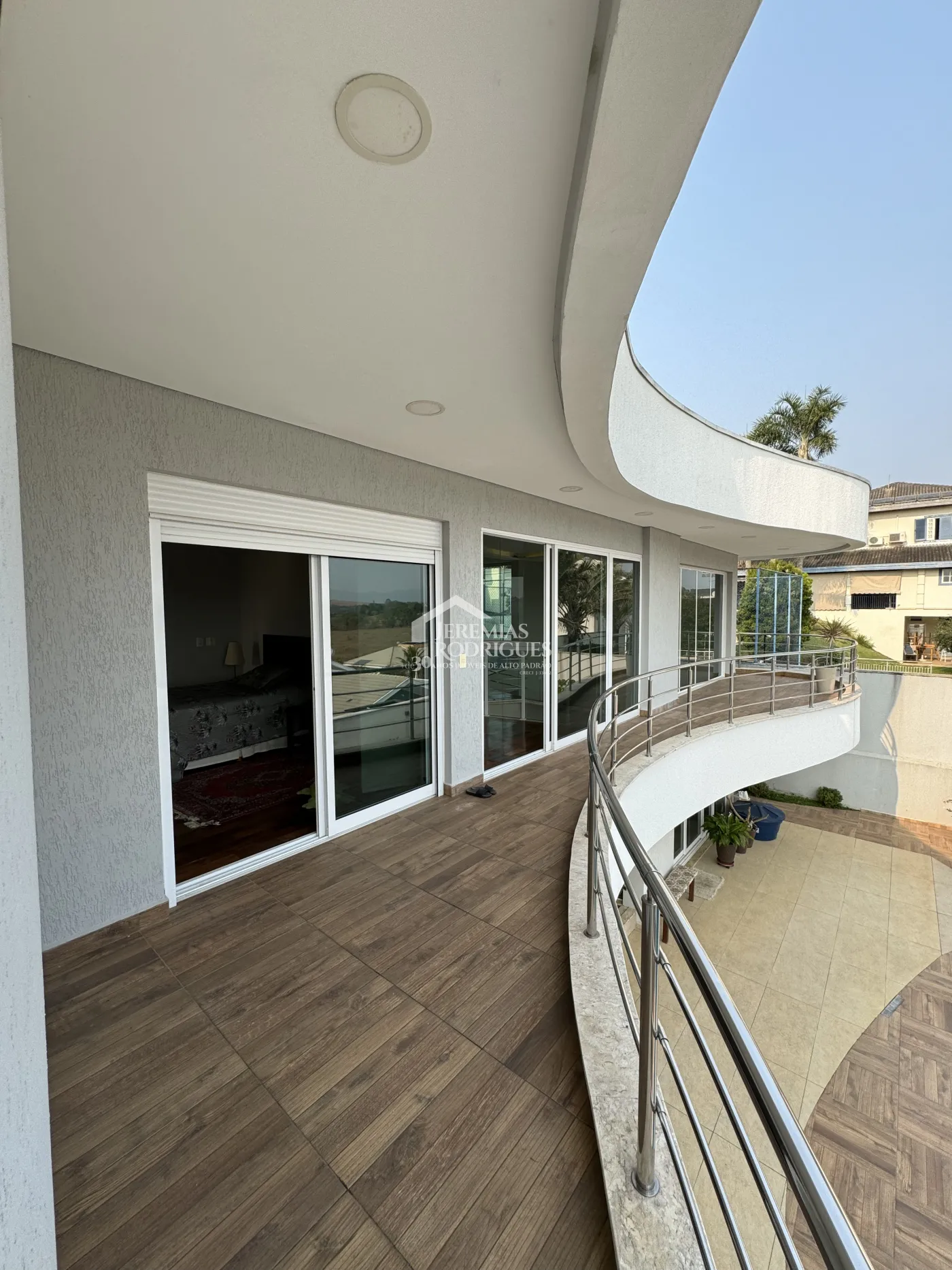 Casa com 4 dormitórios, 489 m² - Residencial Santa Helena - Caçapava/SP.