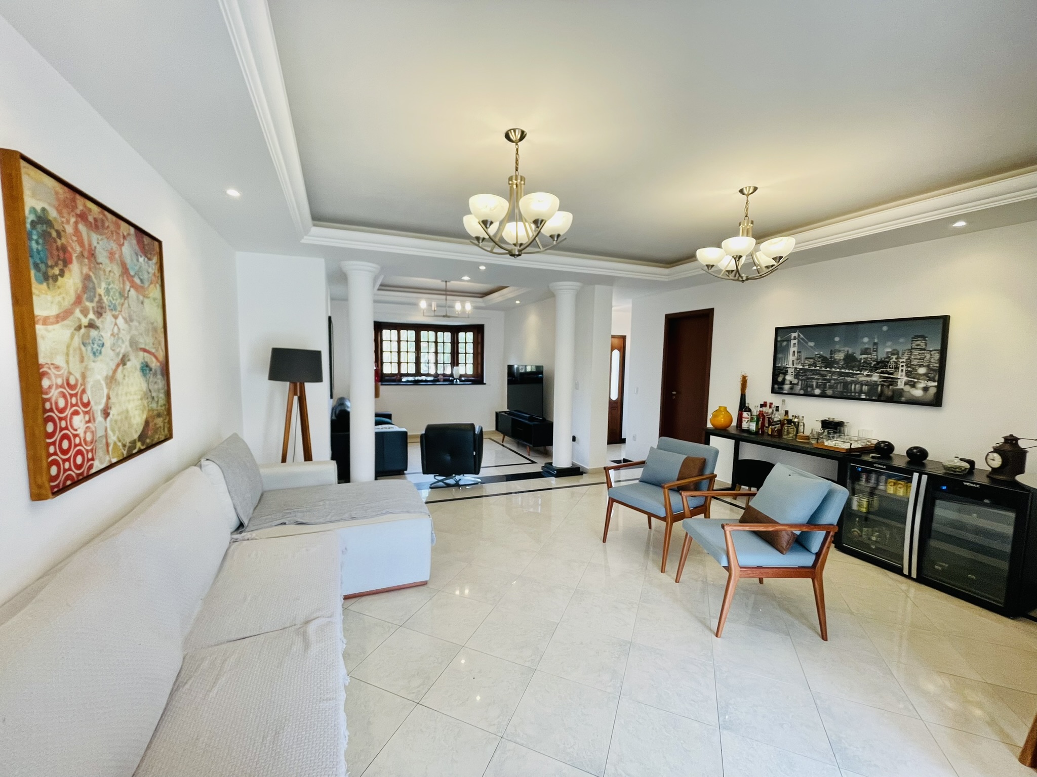 Casa para venda e locação com 4 dormitórios no Condomínio Taubaté Village em Taubaté/SP