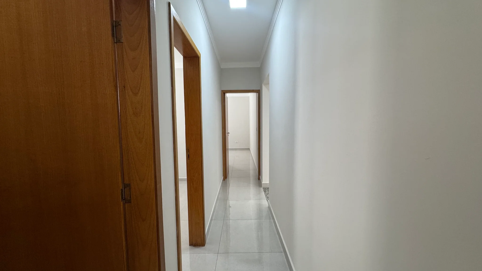 Casa à venda no Condomínio Village do Sol em Pindamonhangaba/SP. 