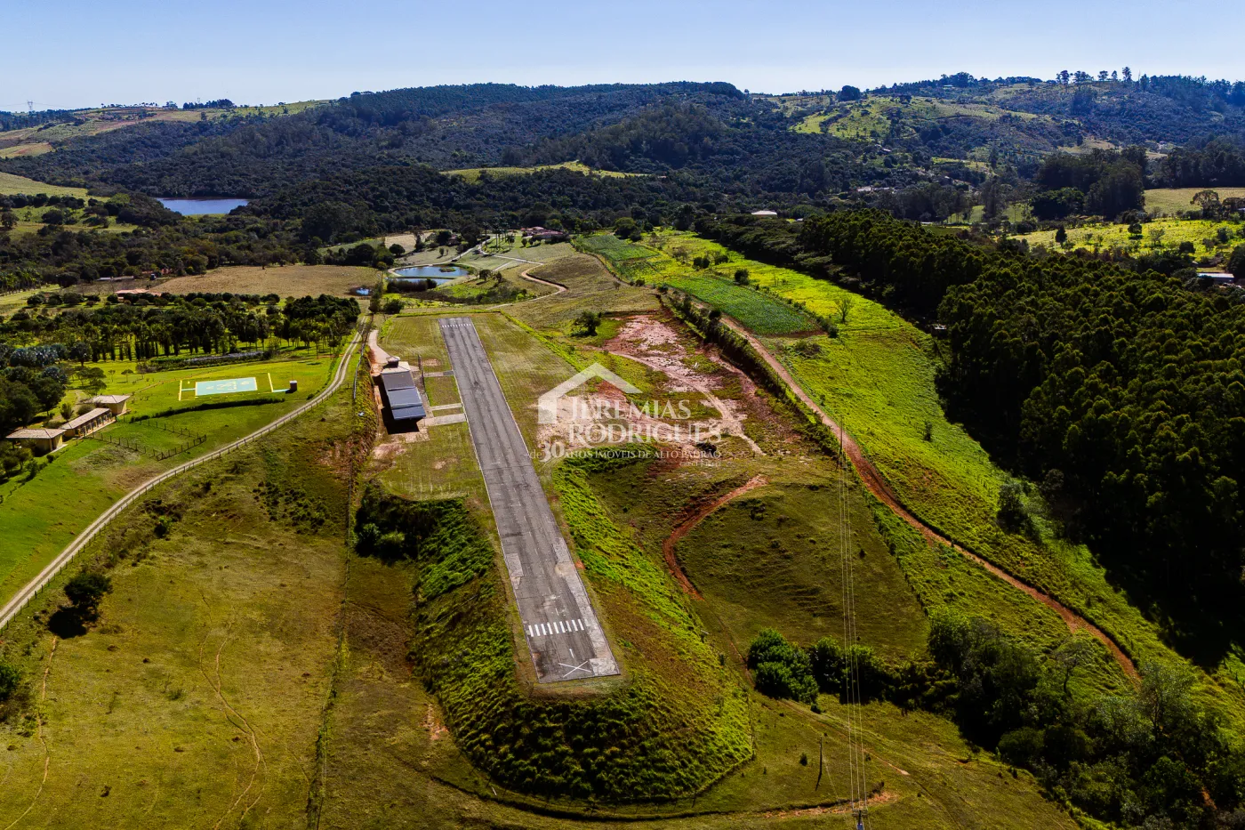 Fazenda à venda com 183.000 m² em Campinas/SP.