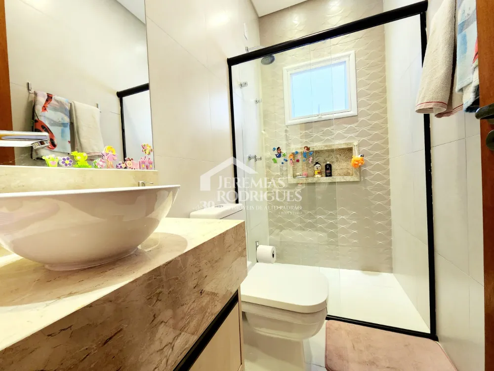 Casa com 3 quartos, 252 m² - Condomínio Ouro Ville - Taubaté/SP