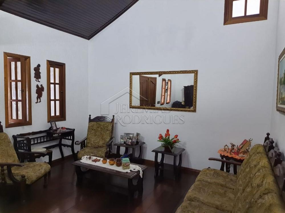 Casa à venda por R$ 750.000,00 - Pindamonhangaba/SP
