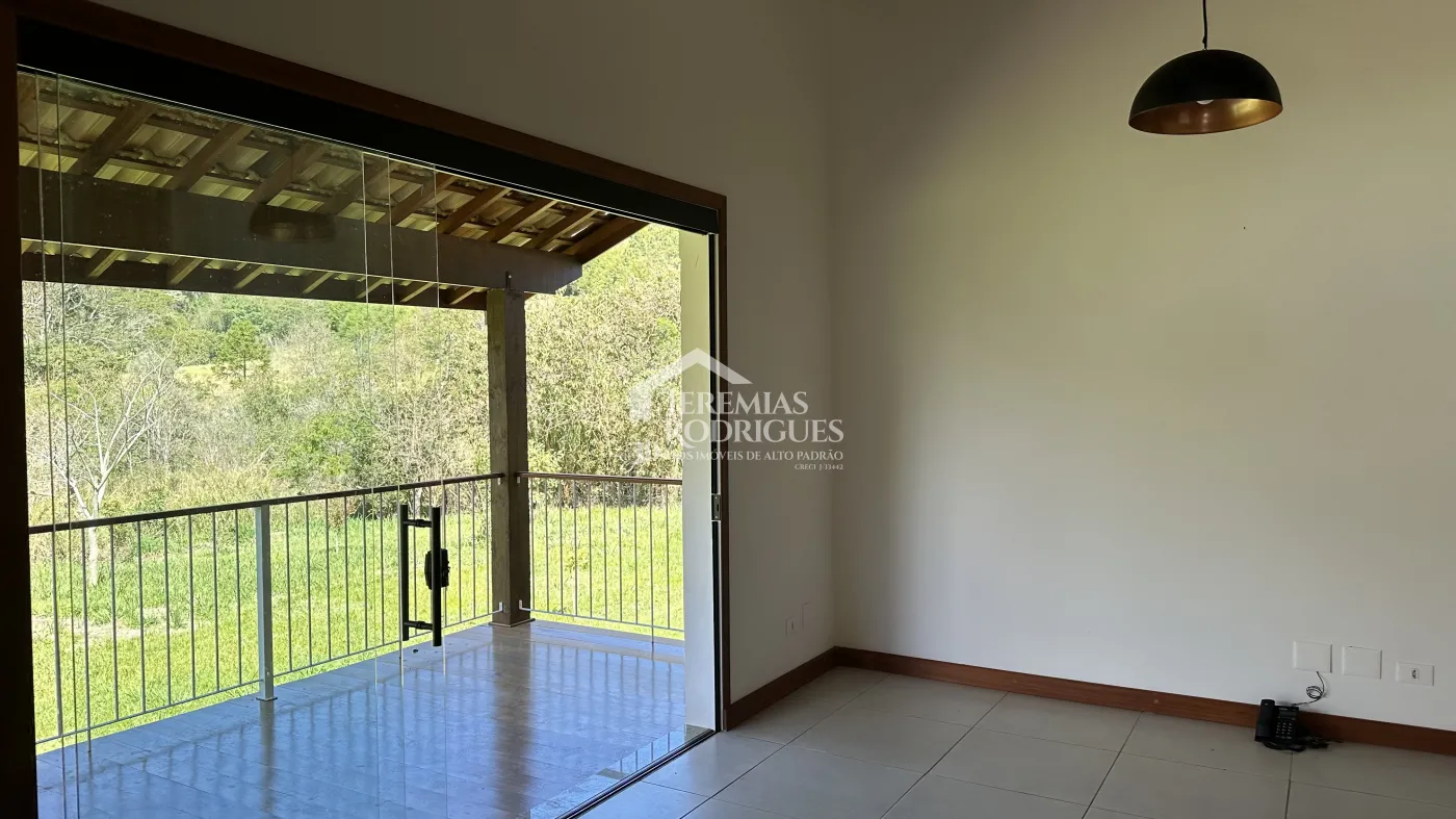 Casa com 3 dormitórios, 200 m² - Condomínio Country Club - Taubaté/SP