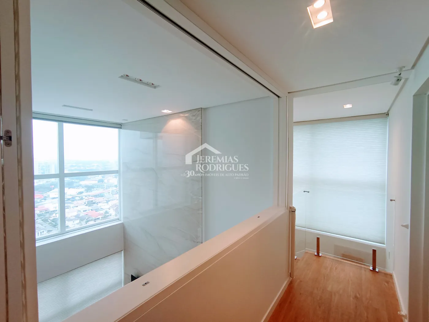 Cobertura duplex à venda com 3 dormitórios, 182 m² no Edifício Vert Residence em Taubaté/SP