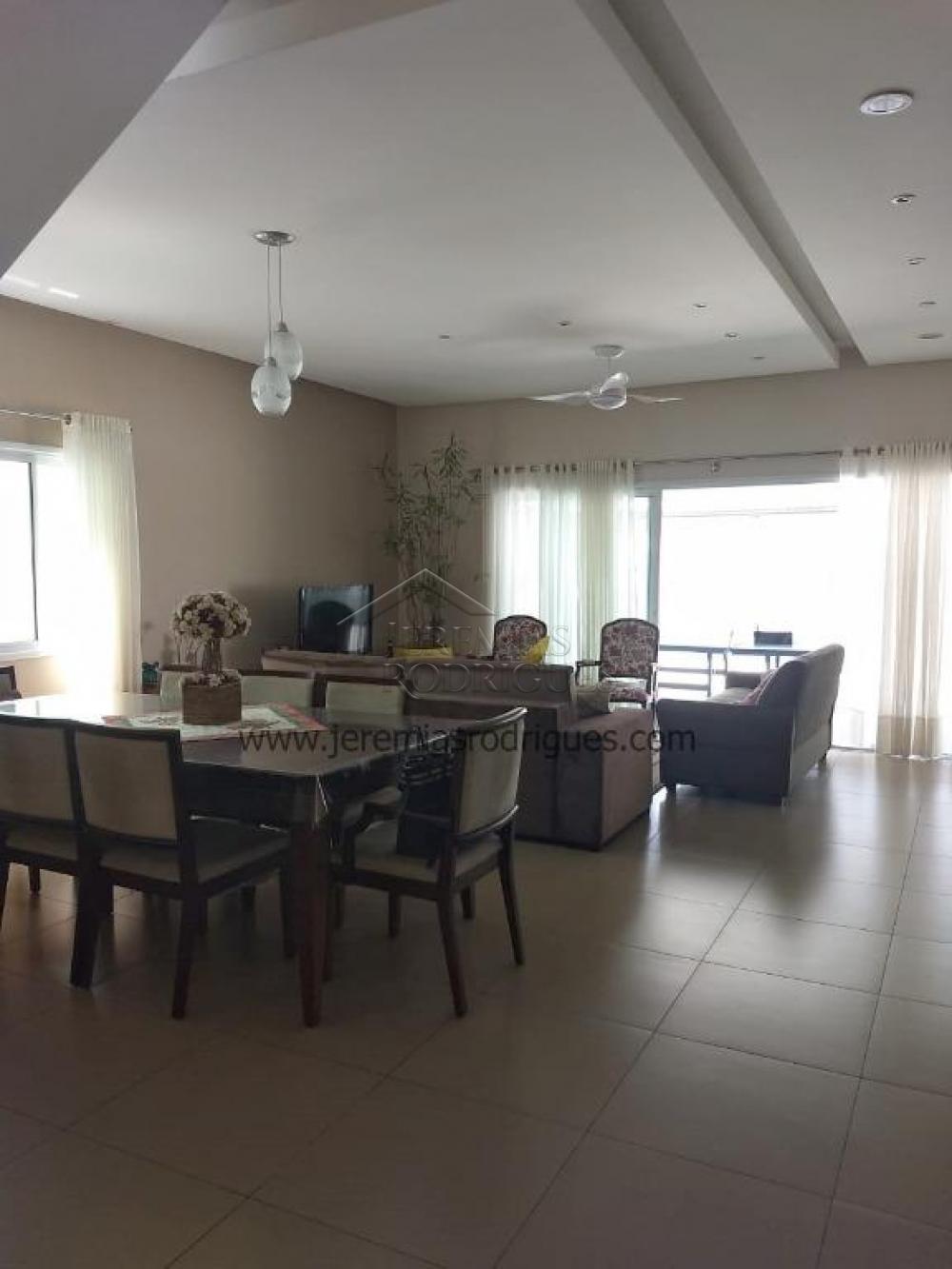 Casa à venda por R$ 900.000,00 - Tremembé/SP