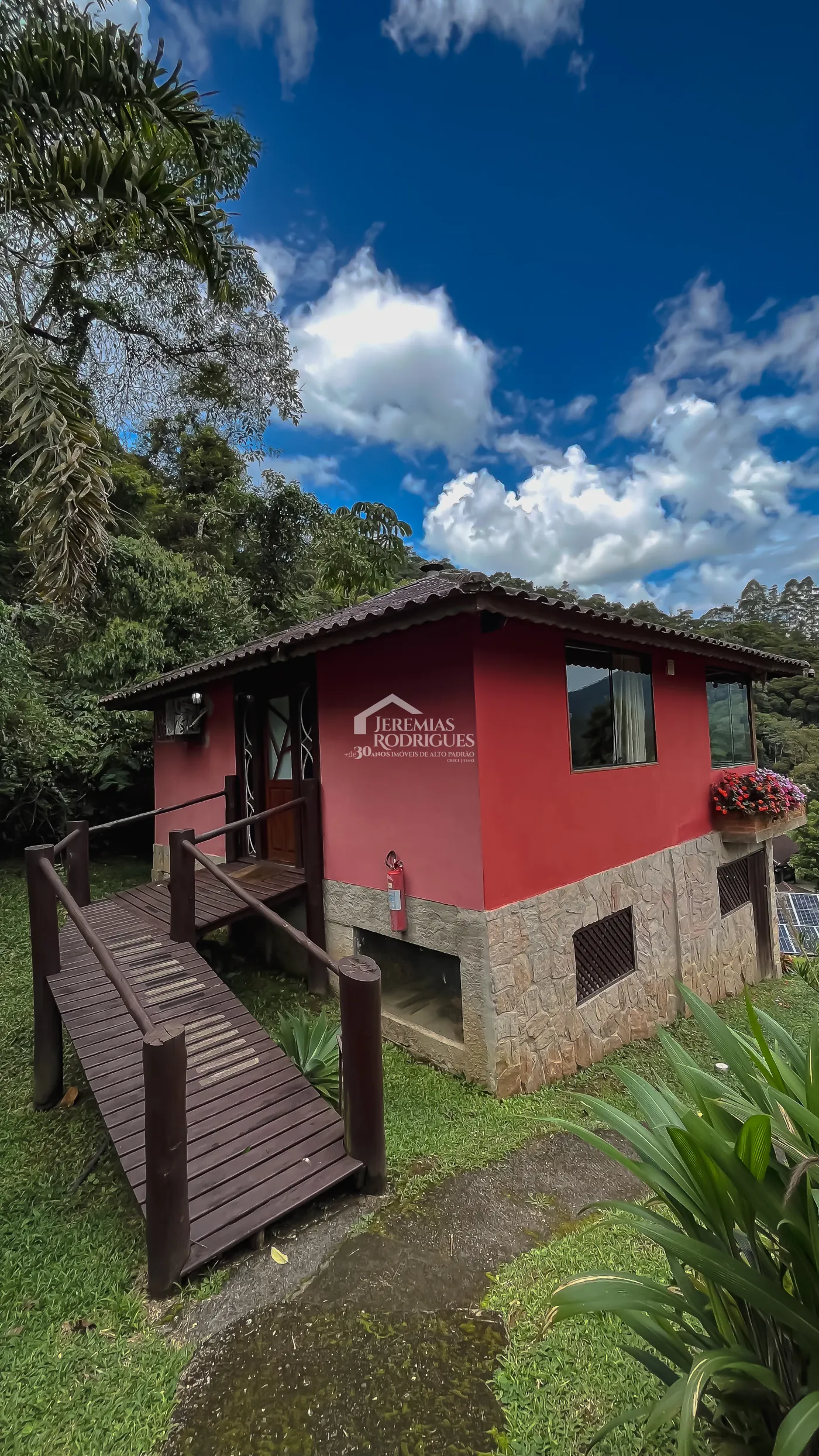 Pousada com 900 m² - Visconde de Mauá/RJ