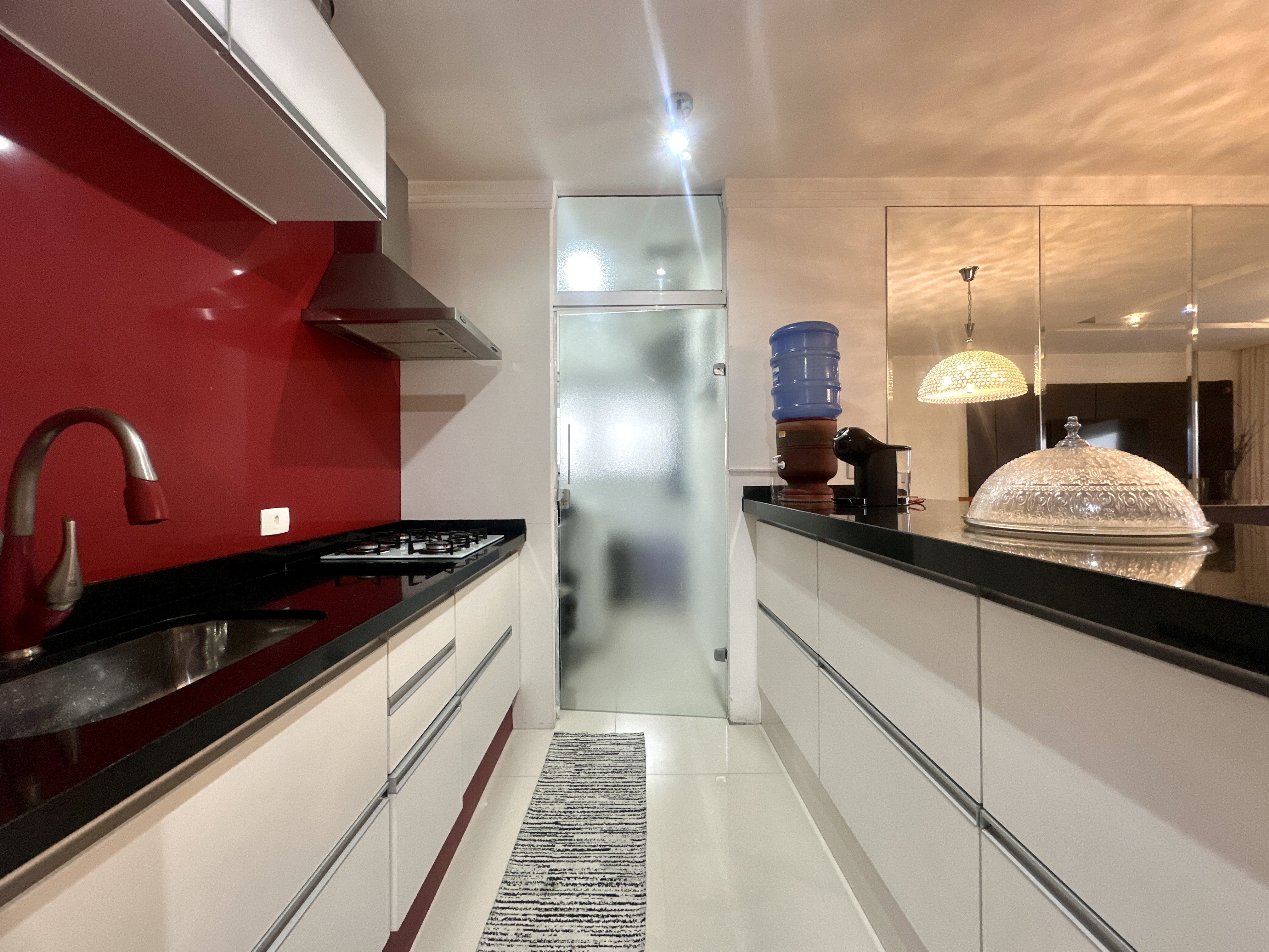 Apartamento à venda com 2 dormitórios, 82 m² no Condomínio Cyan Boulevard das Águas em Taubaté/SP.