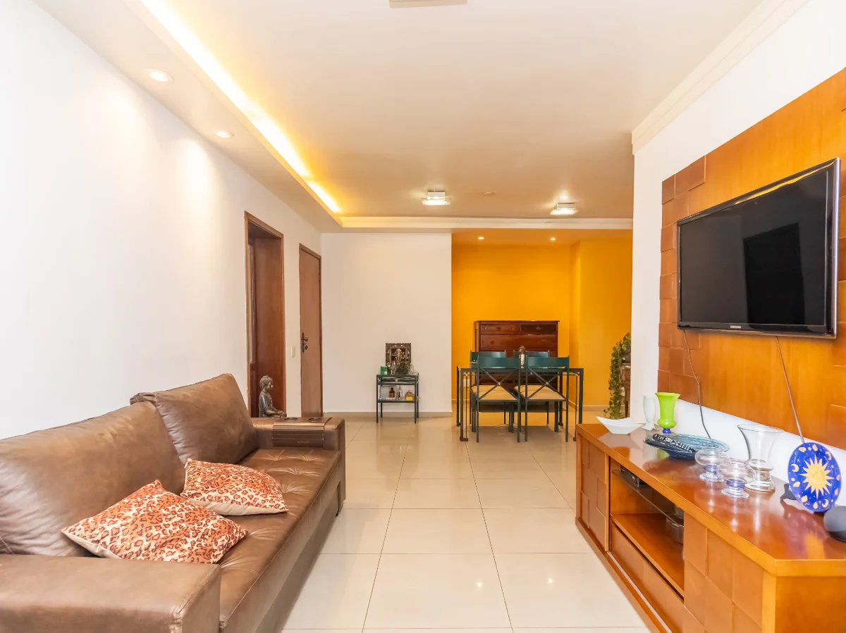 Apartamento 98 m² | 3 dormitórios | 950 m do metrô Praça da Árvore