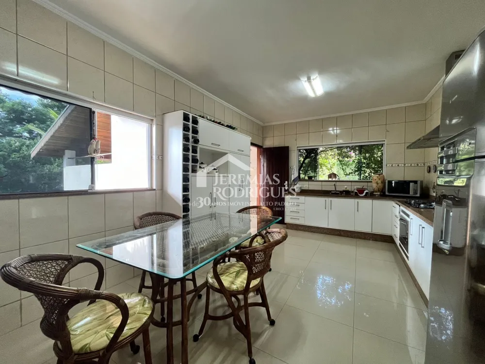 Casa com 4 dormitórios, 360 m² - Condomínio Chácaras Cataguá- Taubaté/SP