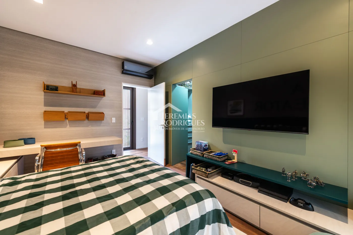 Casa para venda com 4 suítes no Condomínio Fazenda Dona Carolina em Itatiba/SP