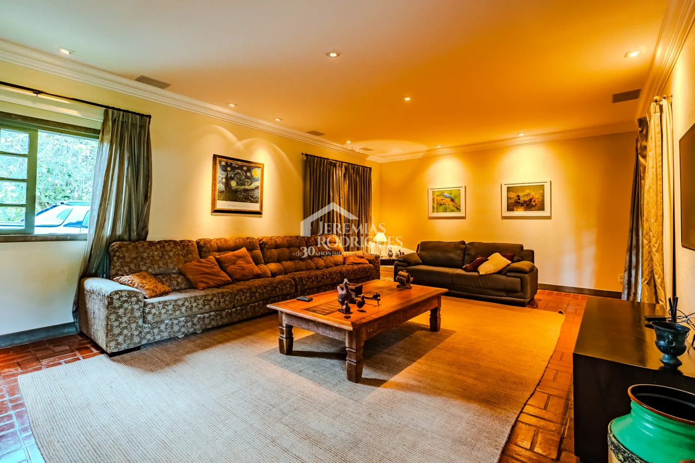 Casa à venda por R$ 6.200.000,00 - Cunha/SP