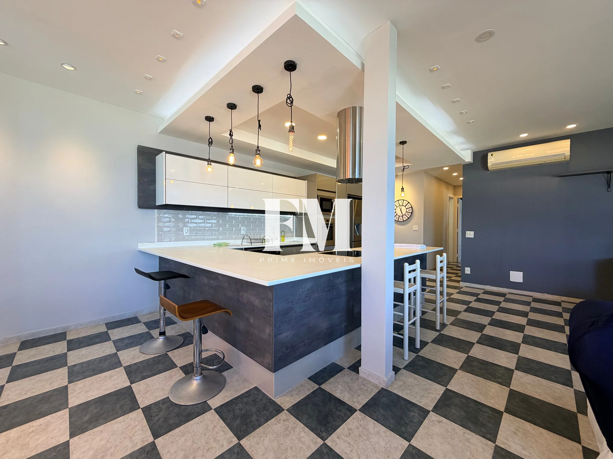 Frente mar em Copacabana: apartamento à venda de 2 quartos, andar alto com vista panorâmica, alto p - foto 5