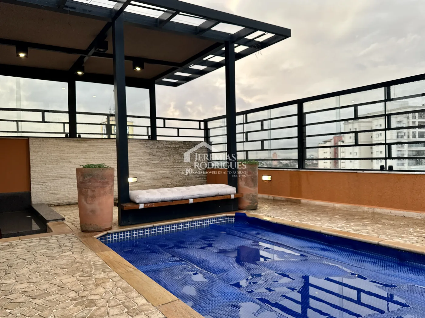 Apartamento com 2 dormitórios, 171 m² - Edifício Solar dos Juritis - Taubaté/SP.