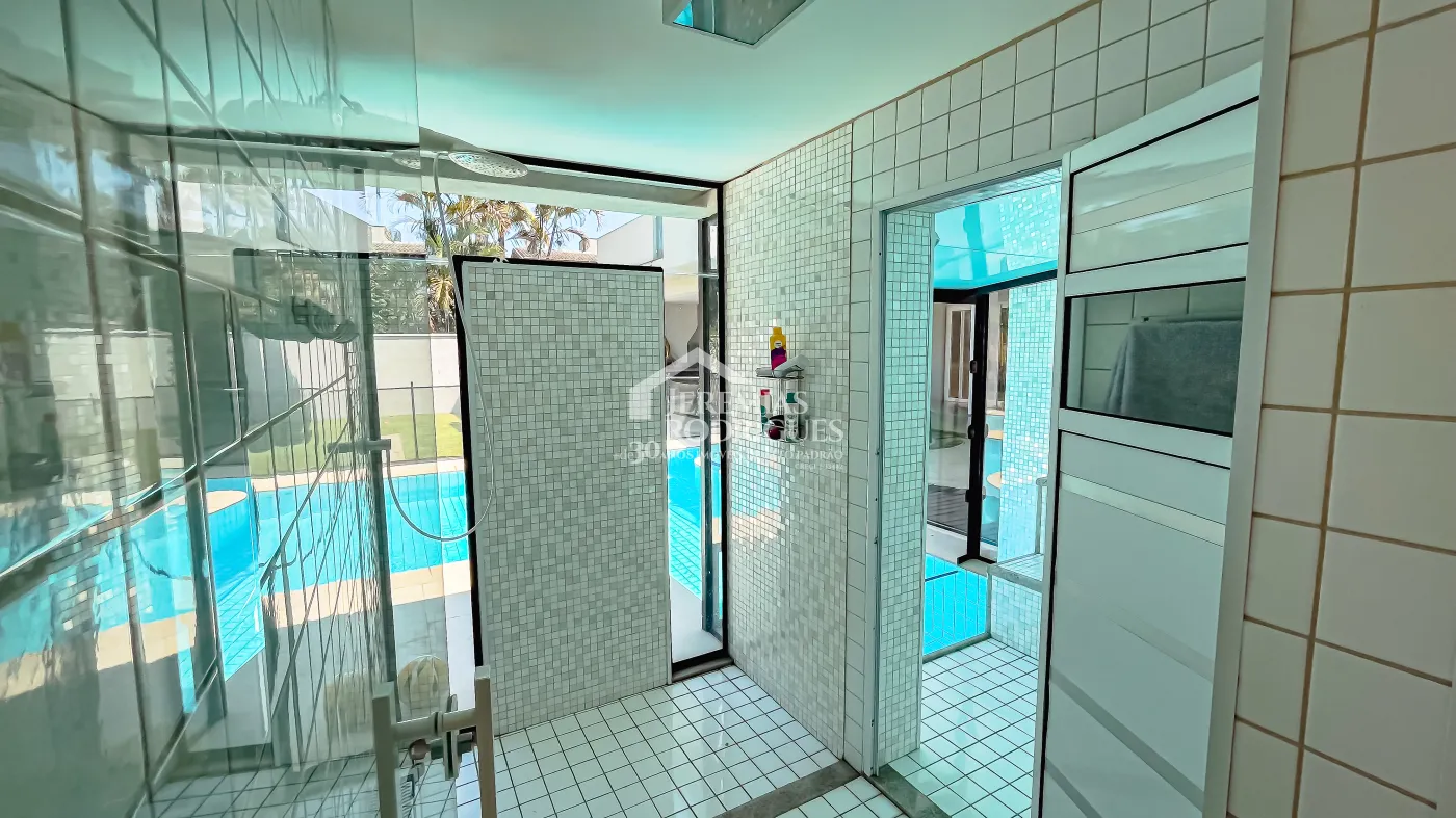 Casa à venda com 6 suítes - Condomínio Village Paineiras - Pindamonhangaba/SP