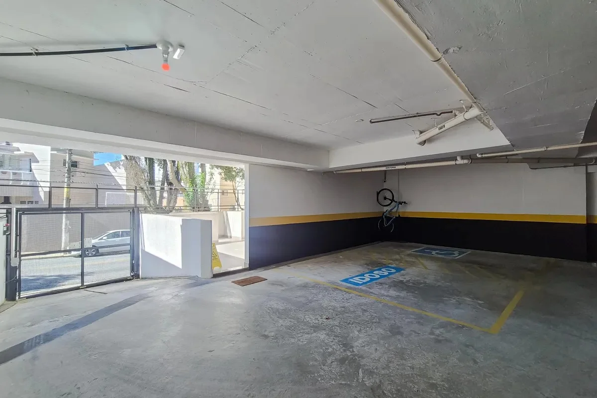 Oportunidade no Centro de SBC: Apartamento Moderno de 74m², 2 Suítes, Varanda Gourmet e 2 Vagas Livres – Abaixo do Valor de Avaliação!