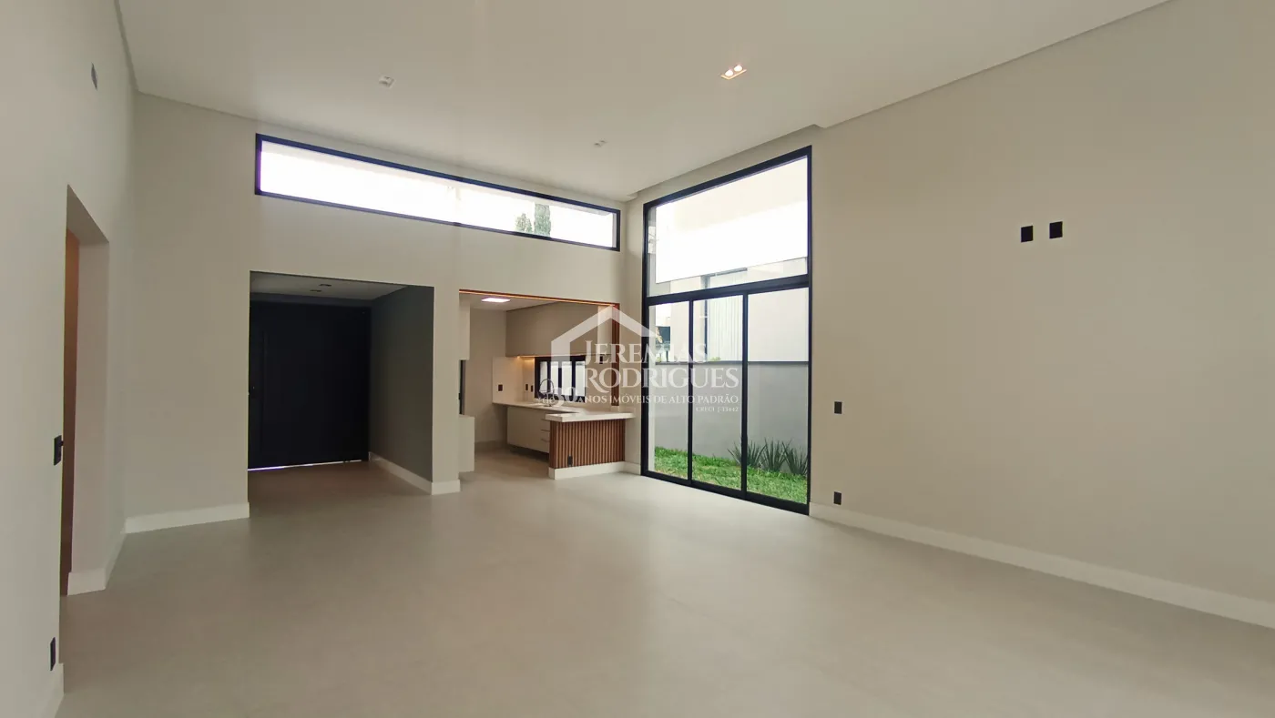 Casa à venda com 4 dormitórios no Condomínio Terras de San Marco em Taubaté/SP.