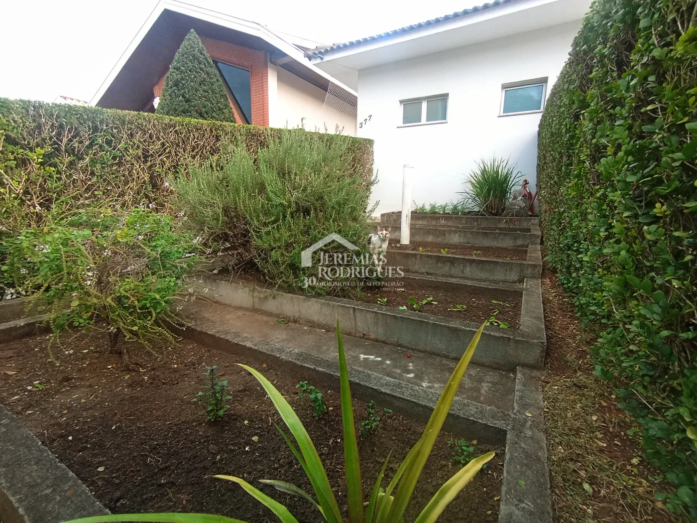 Casa à venda com 4 dormitórios no Condomínio Taubaté Village em Taubaté/SP.