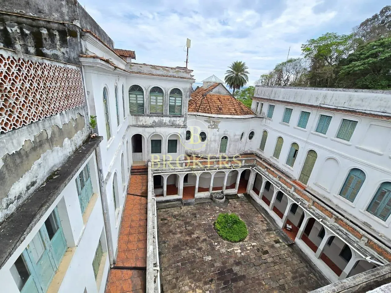 Terreno a venda em Santa Teresa com aproximadamente 15.000 m² de área e 7.000 m² de área construída — foto 2